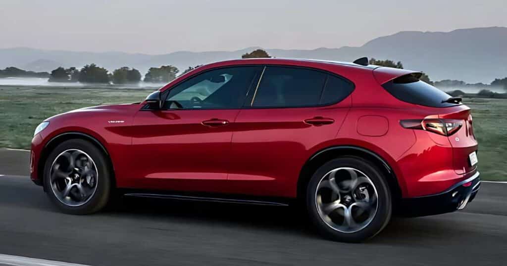 2026 Alfa Romeo Stelvio Hybrid