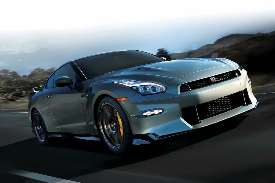 Nissan GT-R R36 Hybrid