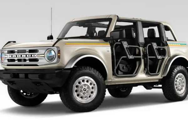 2025 Ford Bronco Performance Coastal Package