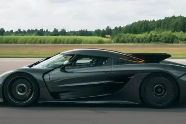 Koenigsegg Jesko Absolut