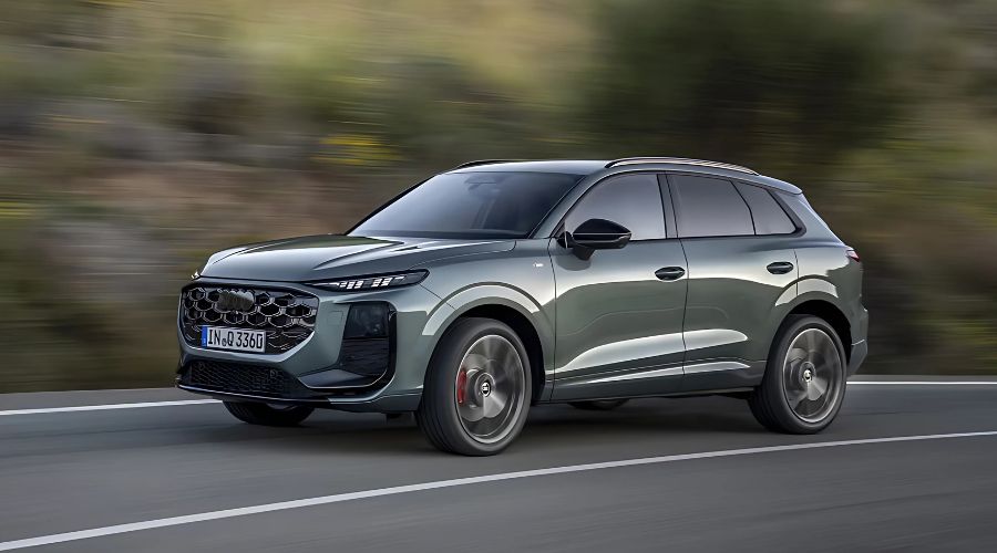 The 2026 Audi Q3 Receives a Sharp Makeover and High-Tech Interior with Two Screens.