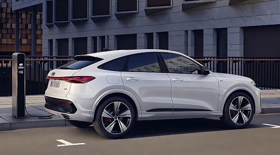 2026 Audi Q5 plug-in hybrid (PHEV)