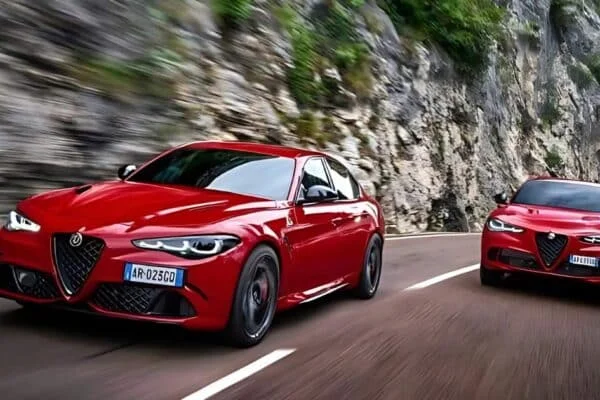 2026 Alfa Romeo Stelvio Hybrid